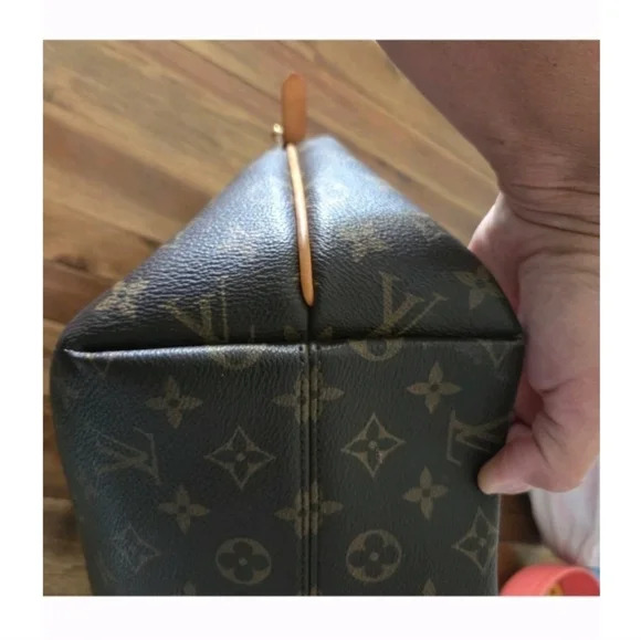 Authentic Louis Vuitton Dark Brown Monogram Turenne GM Tote Good Used Con - Picture 7 of 13